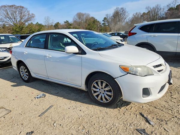 2012 TOYOTA COROLLA