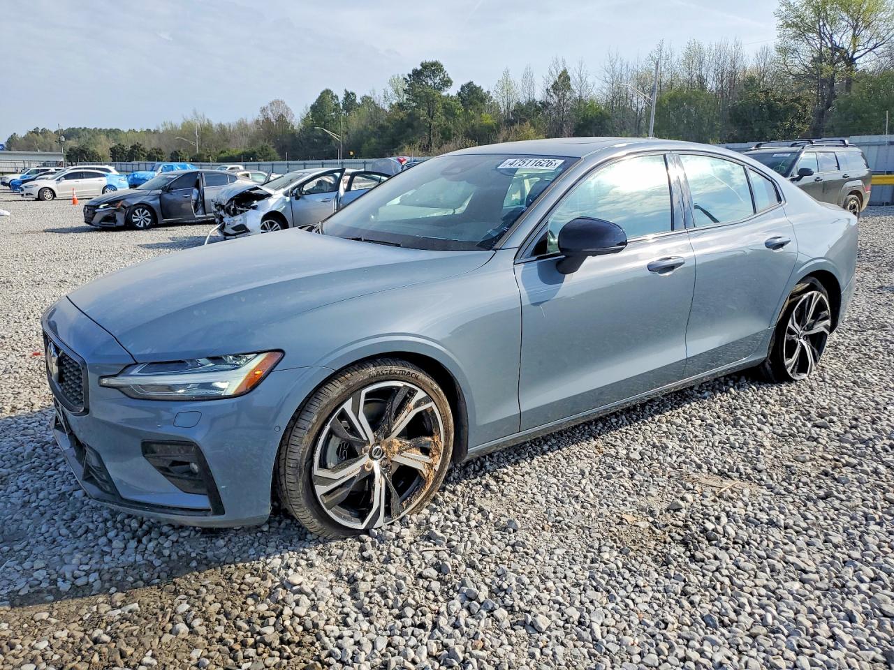 2024 VOLVO S60