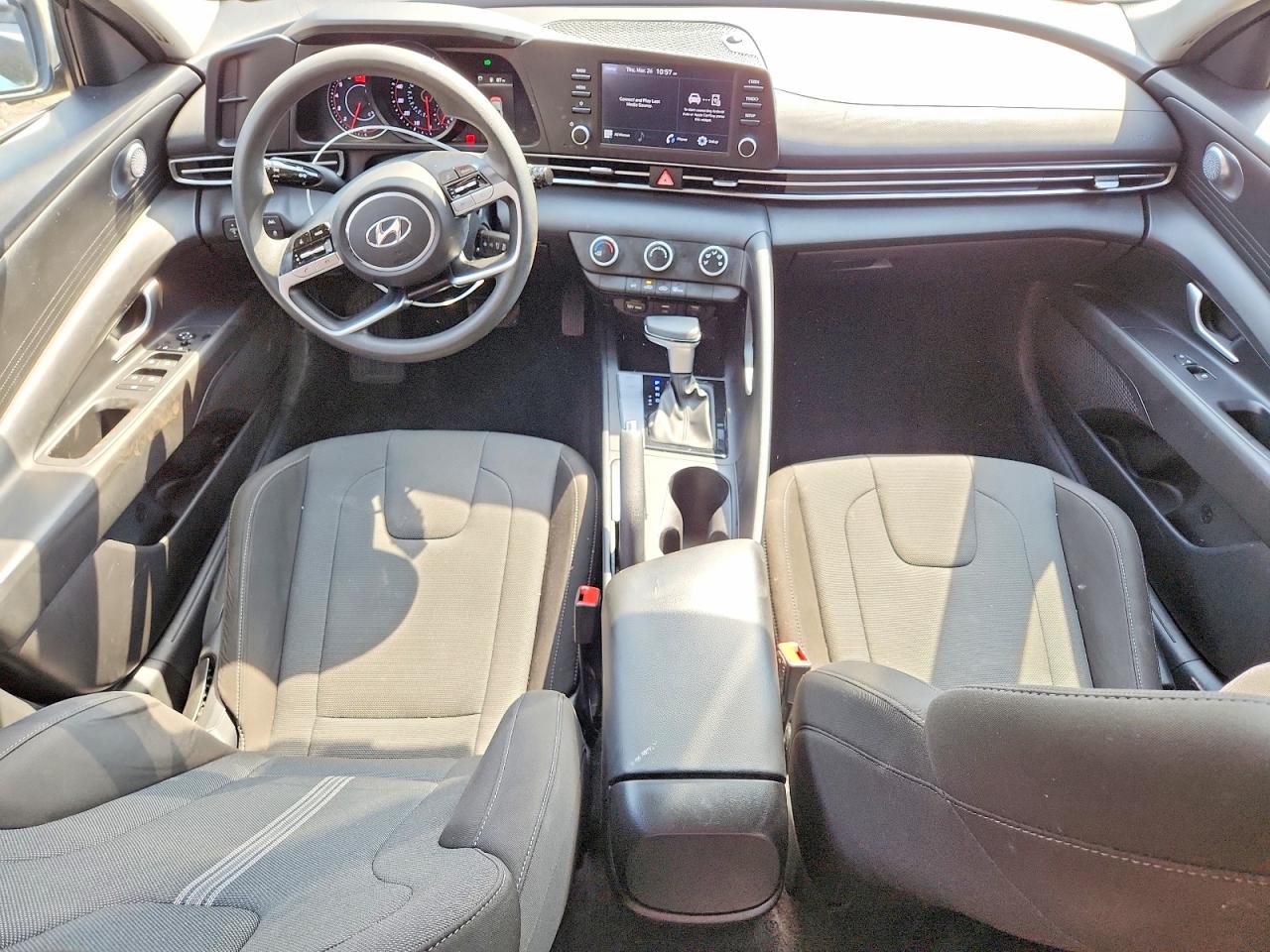 2023 HYUNDAI ELANTRA SE
