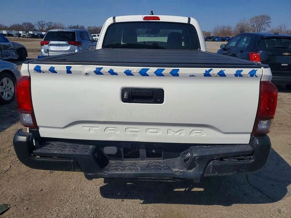 2022 TOYOTA TACOMA SR5