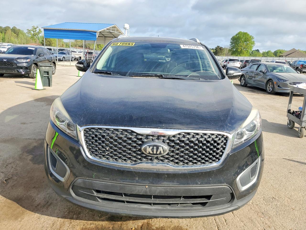 2016 KIA SORENTO L / LX