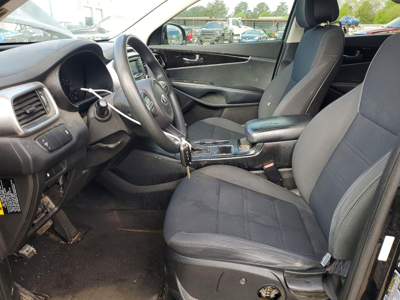 2016 KIA SORENTO L / LX