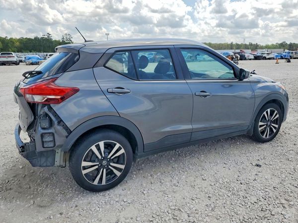 2019 NISSAN KICKS