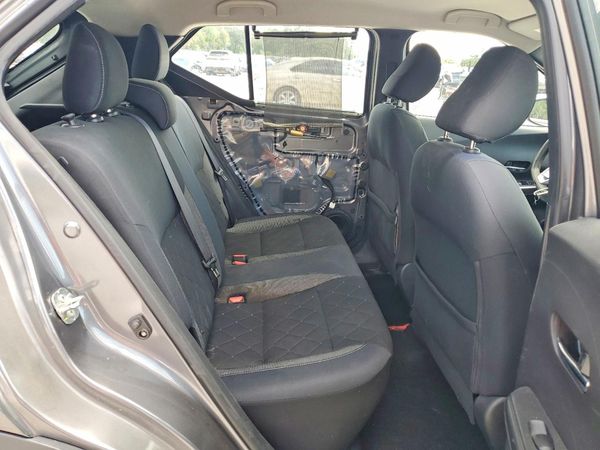2019 NISSAN KICKS