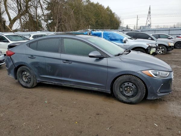 2017 HYUNDAI ELANTRA