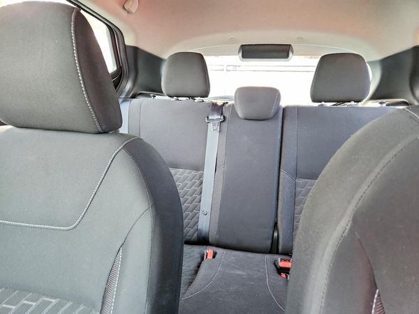 2022 NISSAN KICKS SV