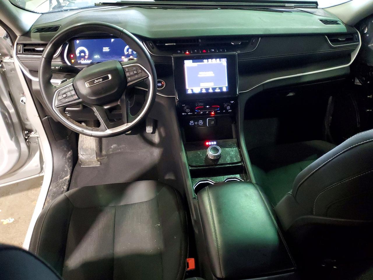 2023 JEEP GRAND CHEROKEE L LAREDO 4X4