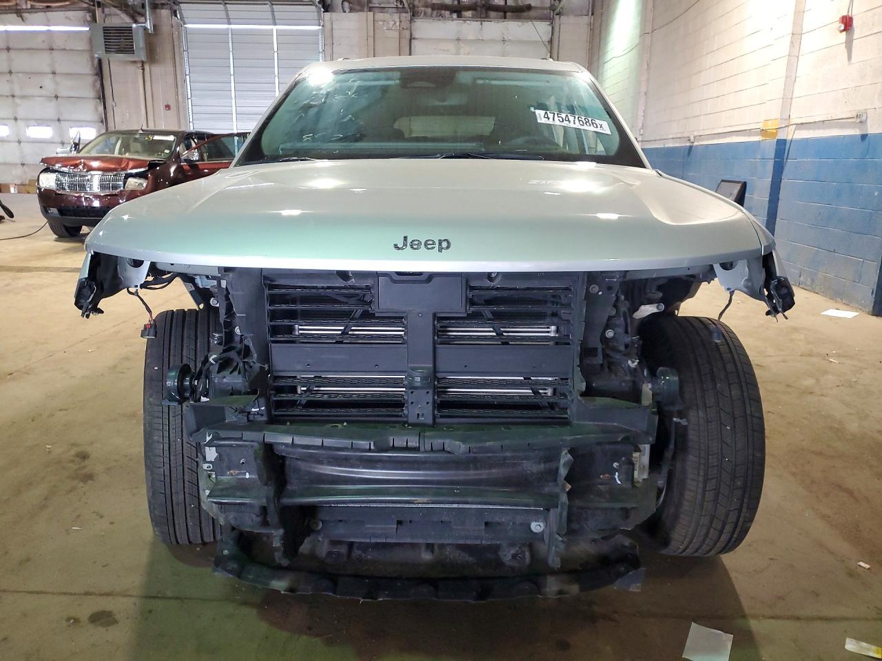 2023 JEEP GRAND CHEROKEE L LAREDO 4X4