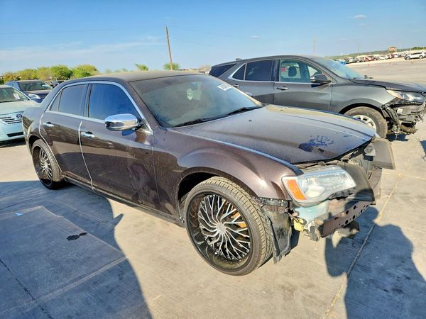 2012 CHRYSLER 300