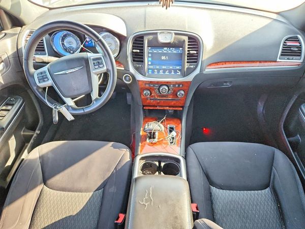 2012 CHRYSLER 300