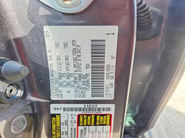 2024 TOYOTA TUNDRA SR5