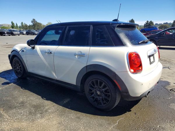 2015 MINI COOPER