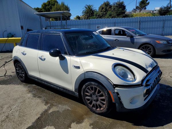 2015 MINI COOPER