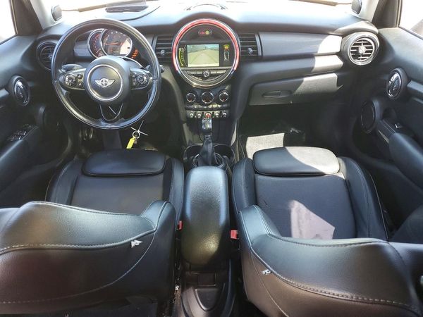 2015 MINI COOPER