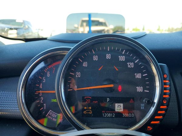 2015 MINI COOPER