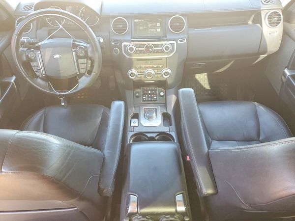 2016 LAND ROVER LR4 HSE Lux