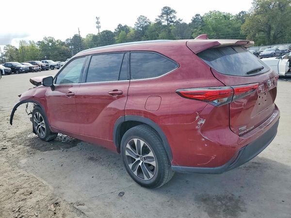 2021 TOYOTA HIGHLANDER XLE Nav
