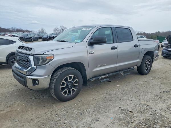 2018 TOYOTA TUNDRA