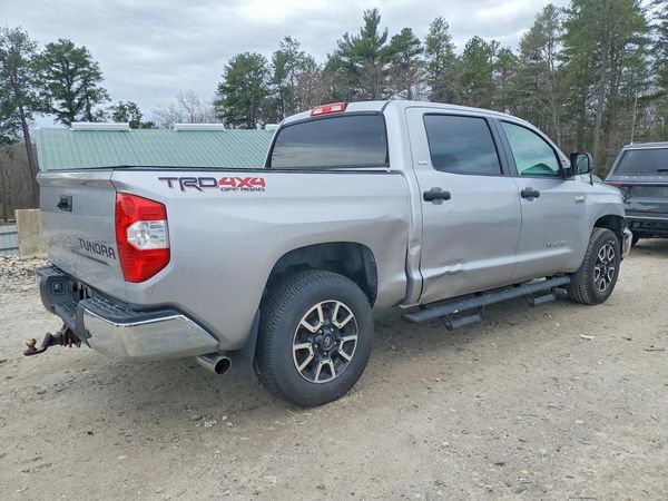 2018 TOYOTA TUNDRA