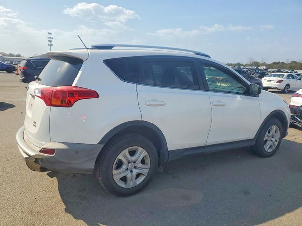 2015 TOYOTA RAV4