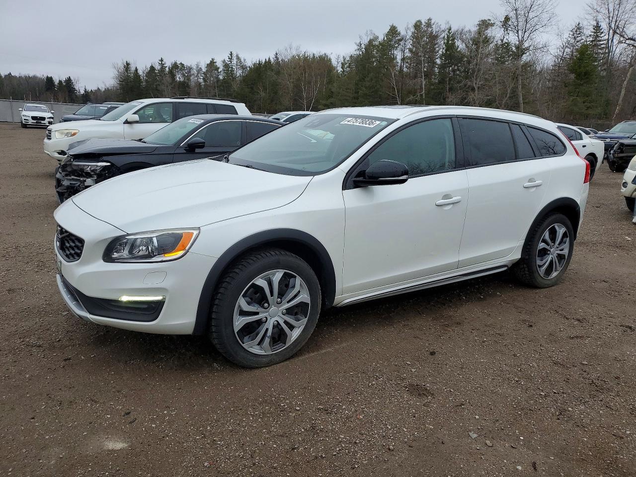 2018 VOLVO V60 CROSS COUNTRY Premier
