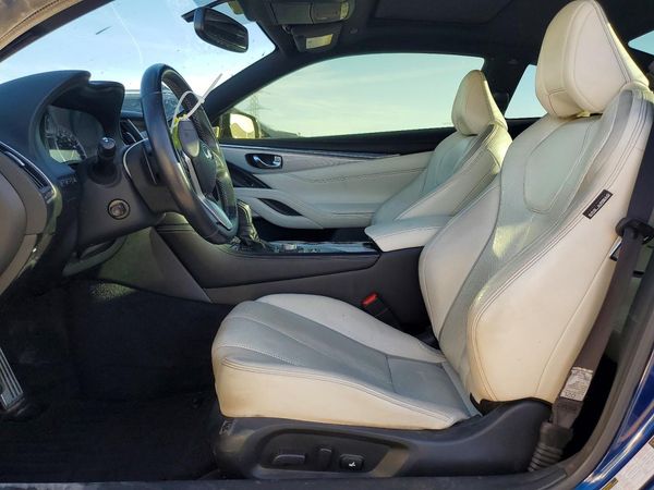 2017 INFINITI Q60