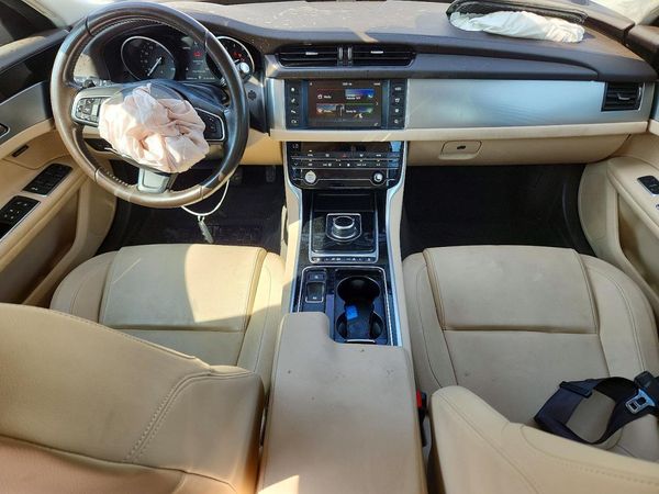 2018 JAGUAR XF