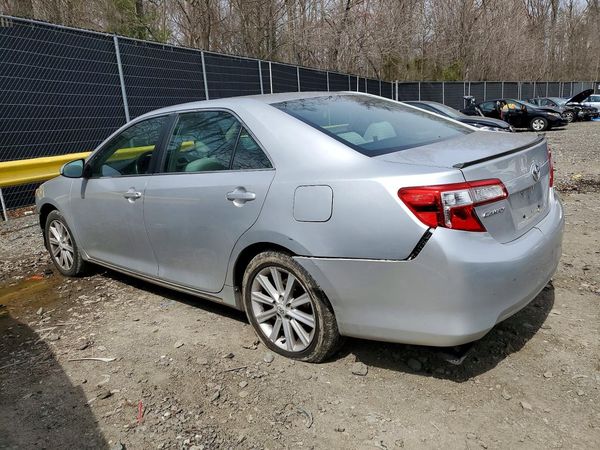2012 TOYOTA CAMRY