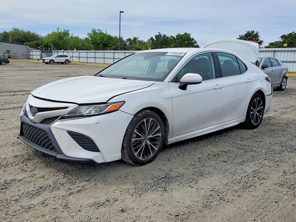 2020 TOYOTA CAMRY