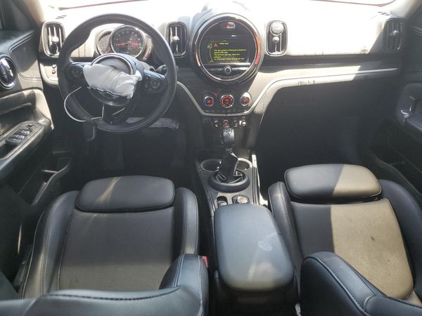 2018 MINI COOPER