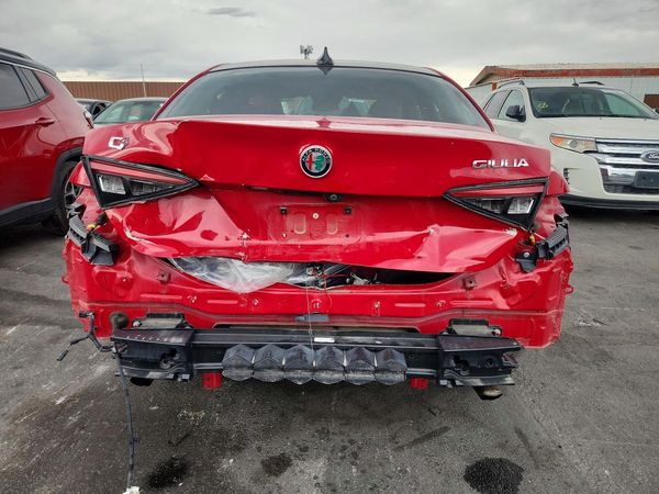 2018 ALFA ROMEO GIULIA TI AWD