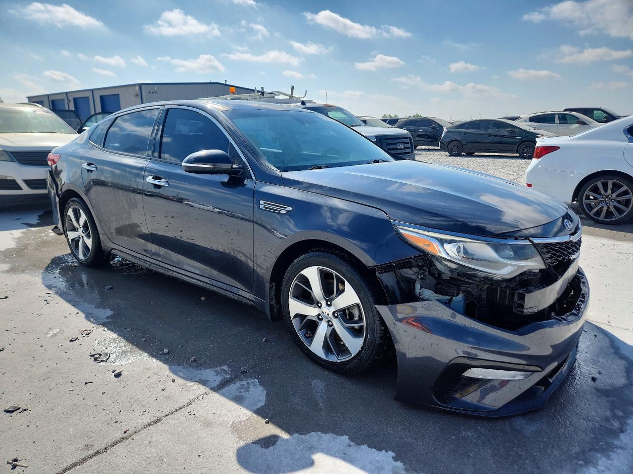 2019 KIA OPTIMA LX, S