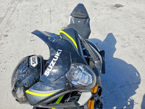 2023 SUZUKI GSXR1000