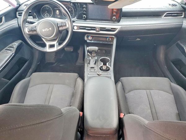 2022 KIA K5