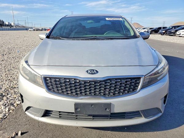 2017 KIA FORTE 5 EX AUTOMATIC