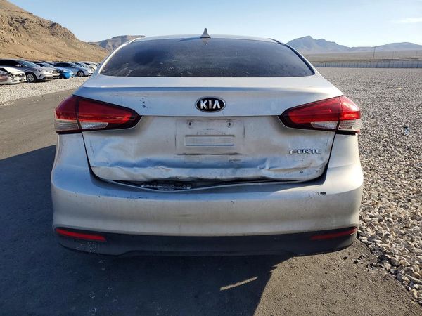 2017 KIA FORTE 5 EX AUTOMATIC