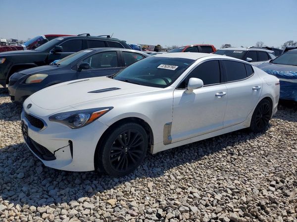 2018 KIA STINGER