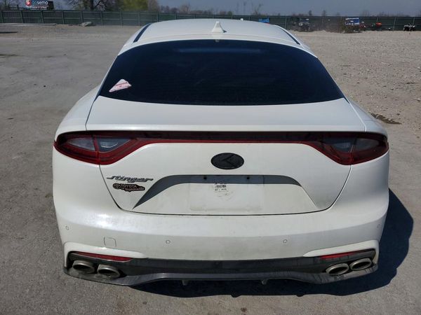 2018 KIA STINGER