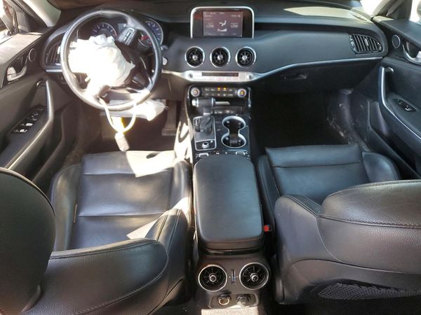 2018 KIA STINGER