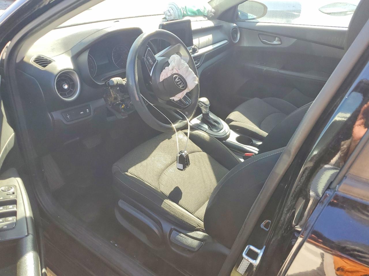 2020 KIA FORTE FE, LXS