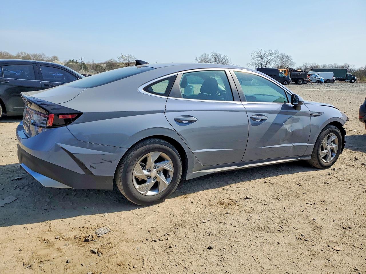 2025 HYUNDAI SONATA SE