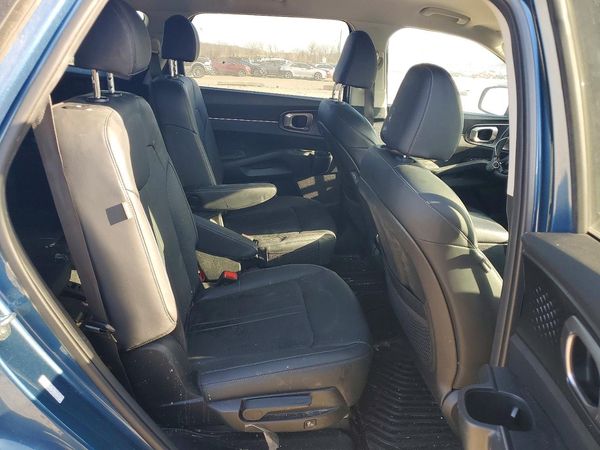2025 KIA SORENTO HYBRID