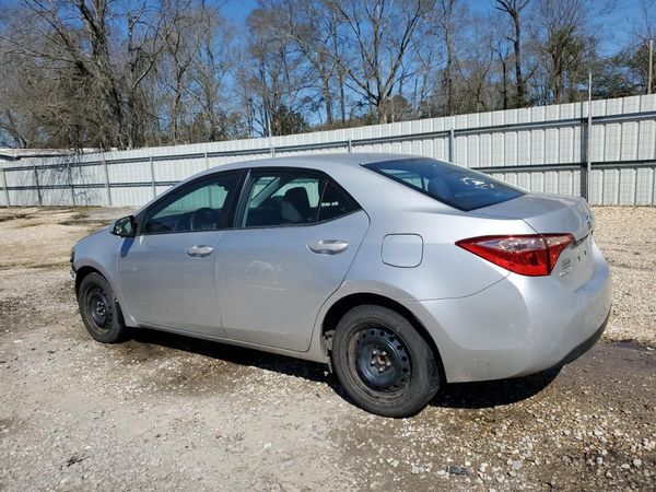 2017 TOYOTA COROLLA