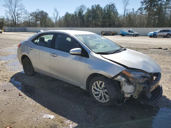 2017 TOYOTA COROLLA