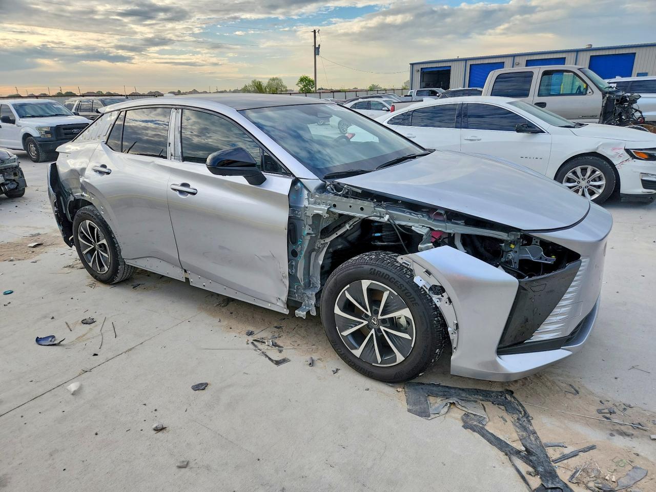 2025 LEXUS RZ 300E