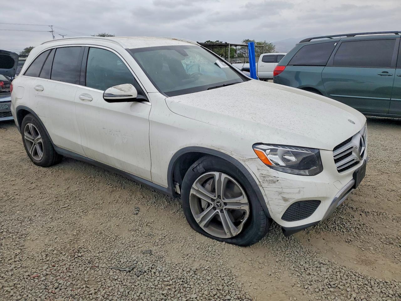 2019 MERCEDES-BENZ GLC GLC300