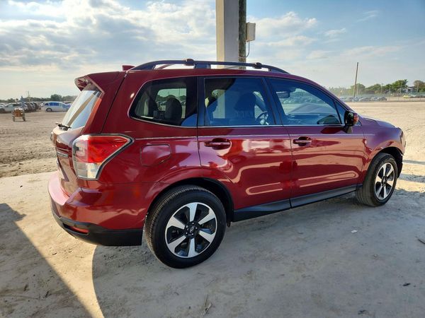 2018 SUBARU FORESTER