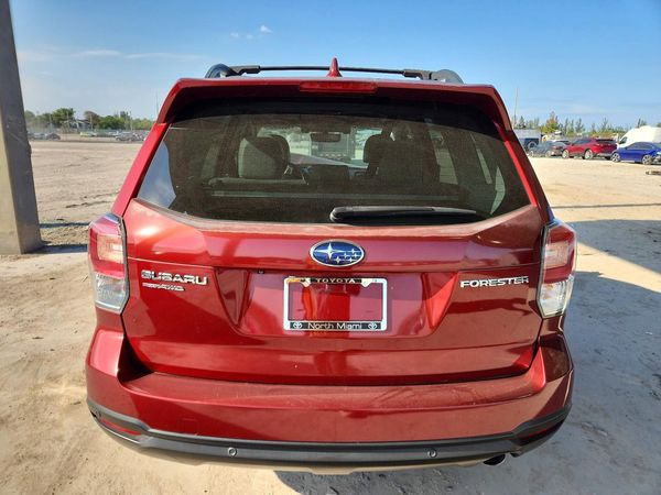 2018 SUBARU FORESTER