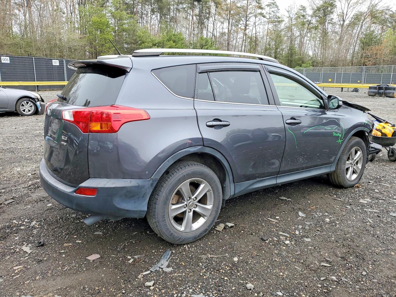 2015 TOYOTA RAV4 XLE (M Grade)