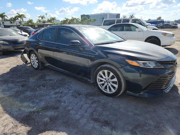 2020 TOYOTA CAMRY